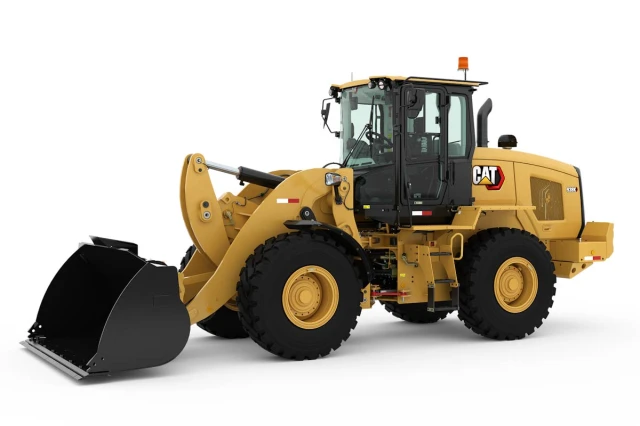 Малый колесный погрузчик Cat 938K